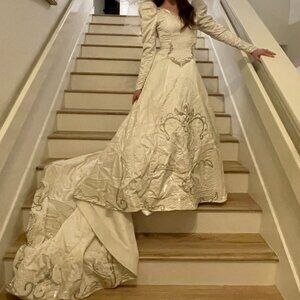 Stunning Vintage Scaasi Bride Eva Haynal Forsyth gown, Small, Ivory